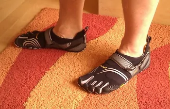 So sieht der Schuh am Fuß aus